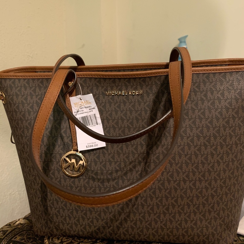 Brand new Michael kors purse